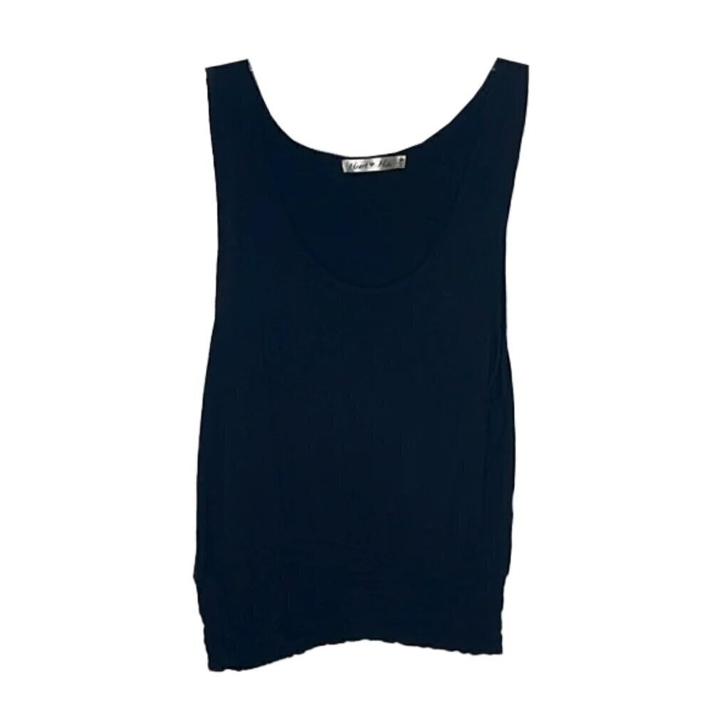 ❤️ 🆕 HEART & HIPS Sleeveless Top Size M